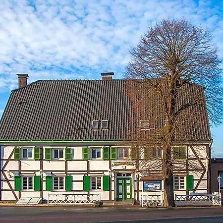 Hotel Lindenschaenke 2*