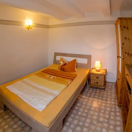 Hotel Lindenschaenke 2*